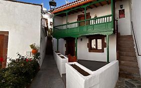 Balcón Néstor Álamo II